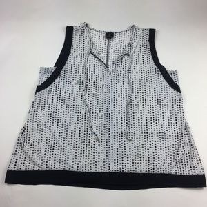 Black and White Sleeveless Top
